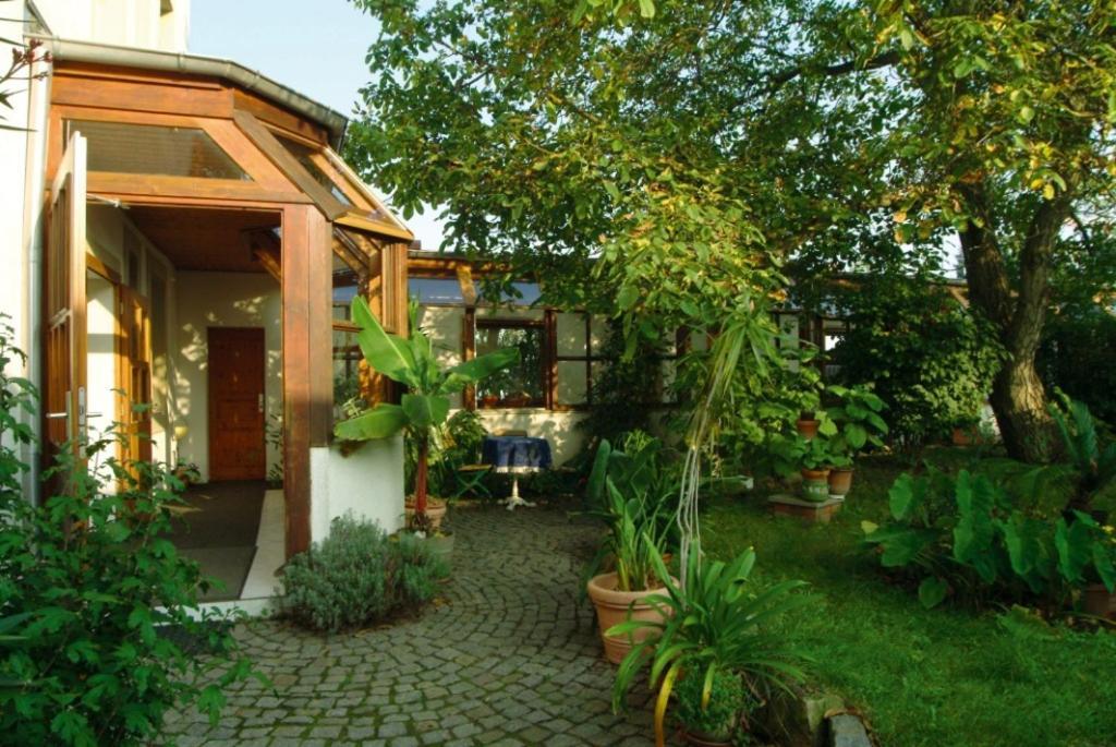 Dresdner Hoehe Dresden Exterior photo